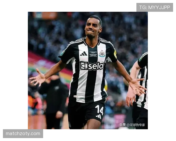 伊萨克在多特蒙德为何难展所长：战术适配困境与关键机会转化瓶颈