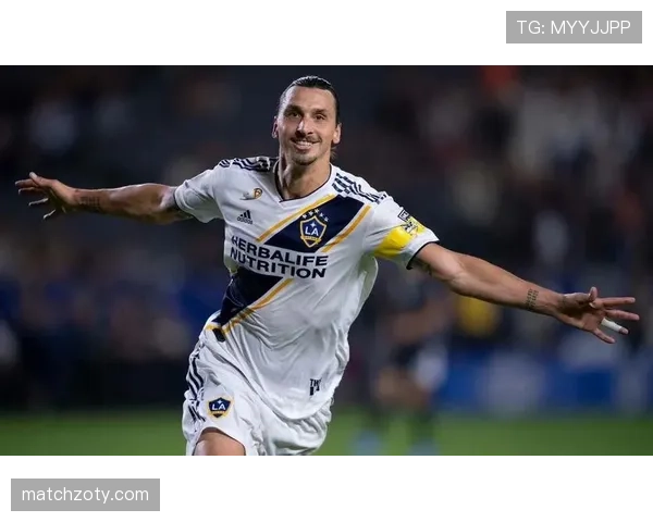 伊布拉希莫维奇高位逼抢效率提升如何撕开对手防线？