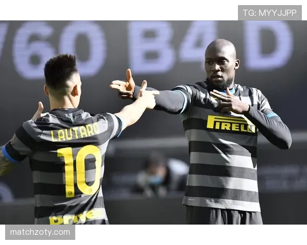 劳塔罗与卢卡库巅峰期进攻效率差异及战术适配机制解析