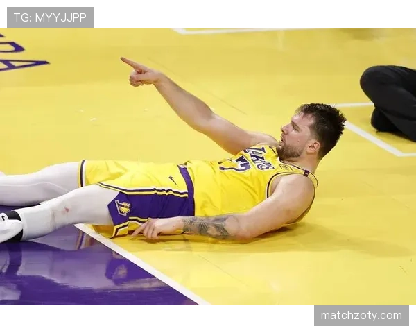 东契奇休赛期天天吃牛排配红酒，自律到连教练都怕