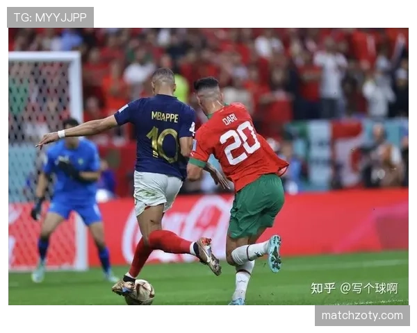 吕迪格对位姆巴佩：速度劣势下的防守策略与实战效果解析