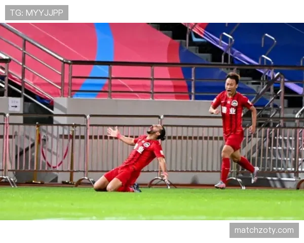 官员被罚离场？一文说清足球比赛中非球员人员的判罚规则